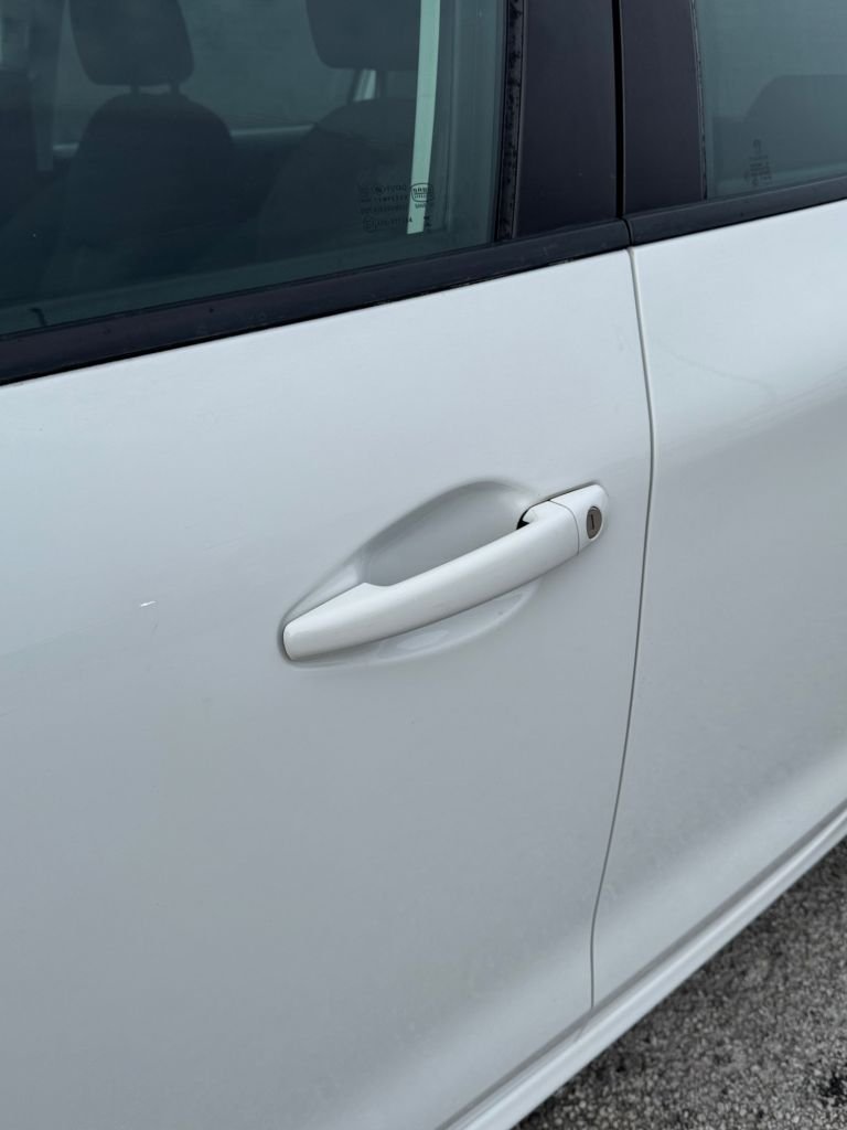 Used Peugeot 208 2012 for sale - 77981648: Photo 14