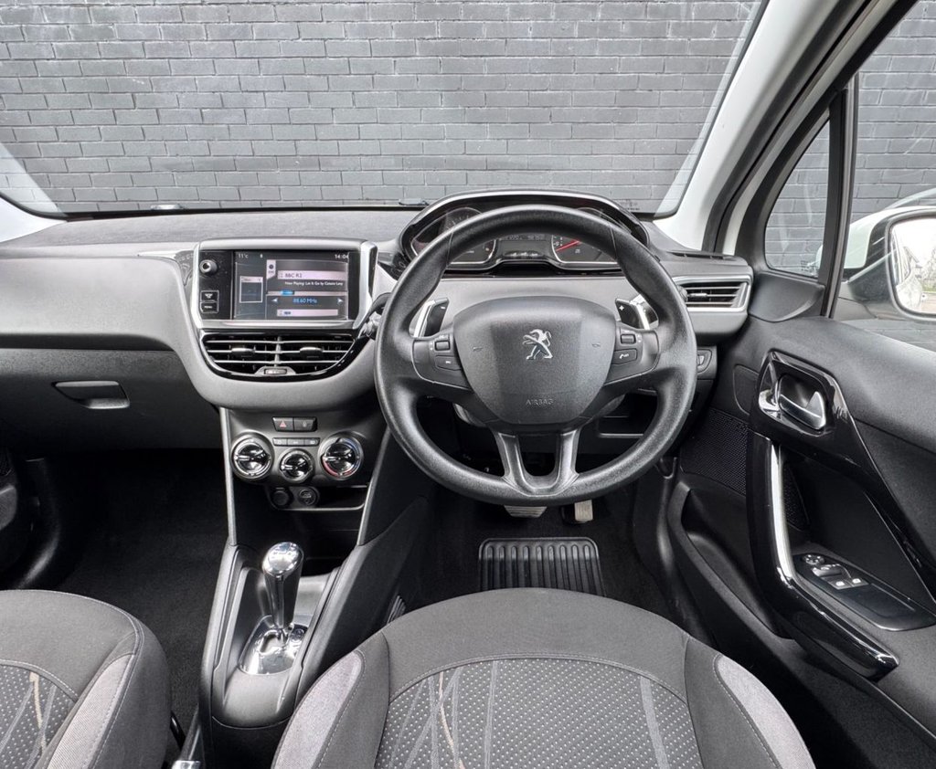 Used Peugeot 208 2012 for sale - 77981648: Photo 25