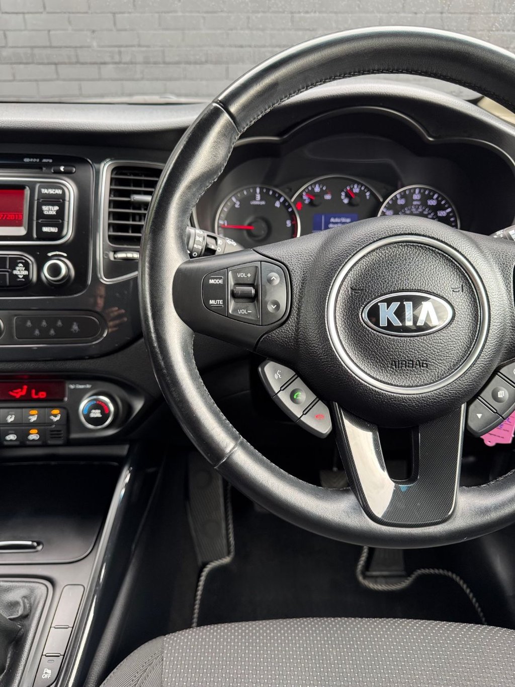 Used Kia Carens 2014 for sale - 75974047: Photo 17