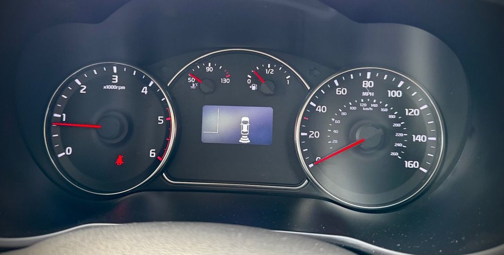 Used Kia Carens 2014 for sale - 75974047: Photo 26