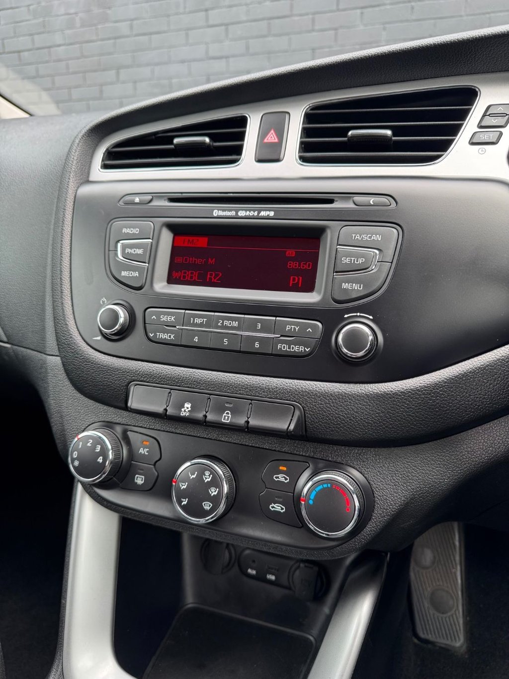 Used Kia Ceed 2014 for sale - 77378247: Photo 23