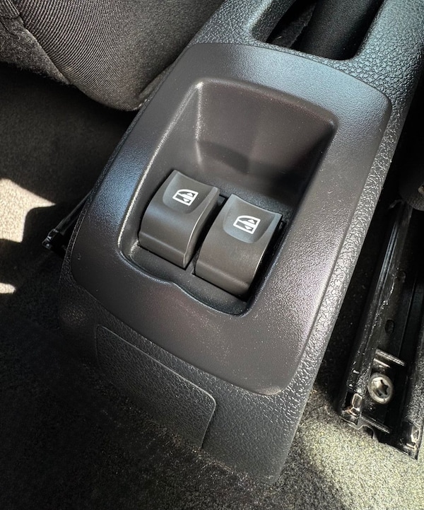 Used Dacia Sandero 2015 for sale - 74501429: Photo 26
