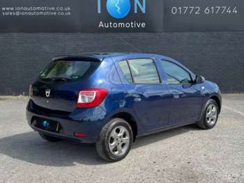 Used Dacia Sandero 2015 for sale - 74501429: Photo