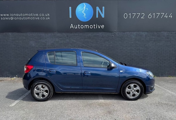 Used Dacia Sandero 2015 for sale - 74501429: Photo 3
