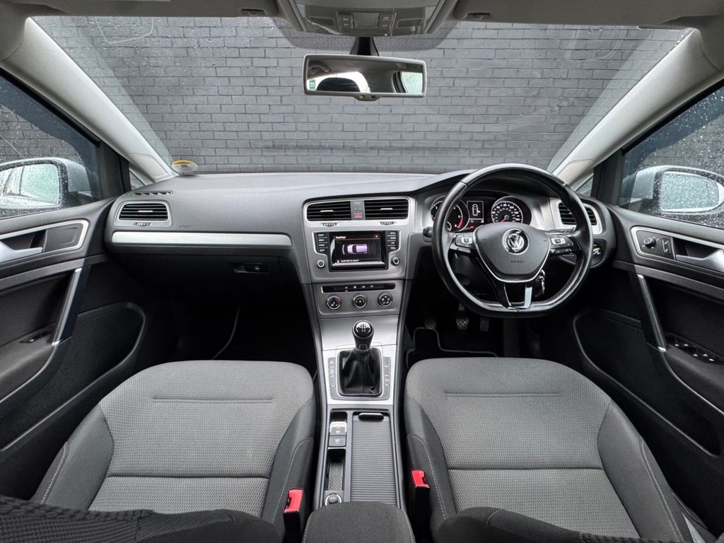 Used Volkswagen Golf 2014 for sale - 76552065: Photo 14