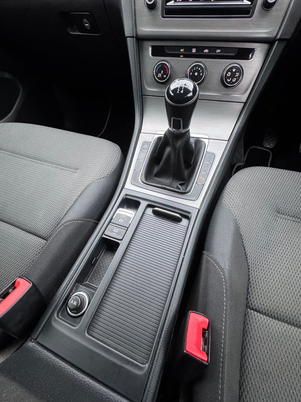 Used Volkswagen Golf 2014 for sale - 76552065: Photo 20