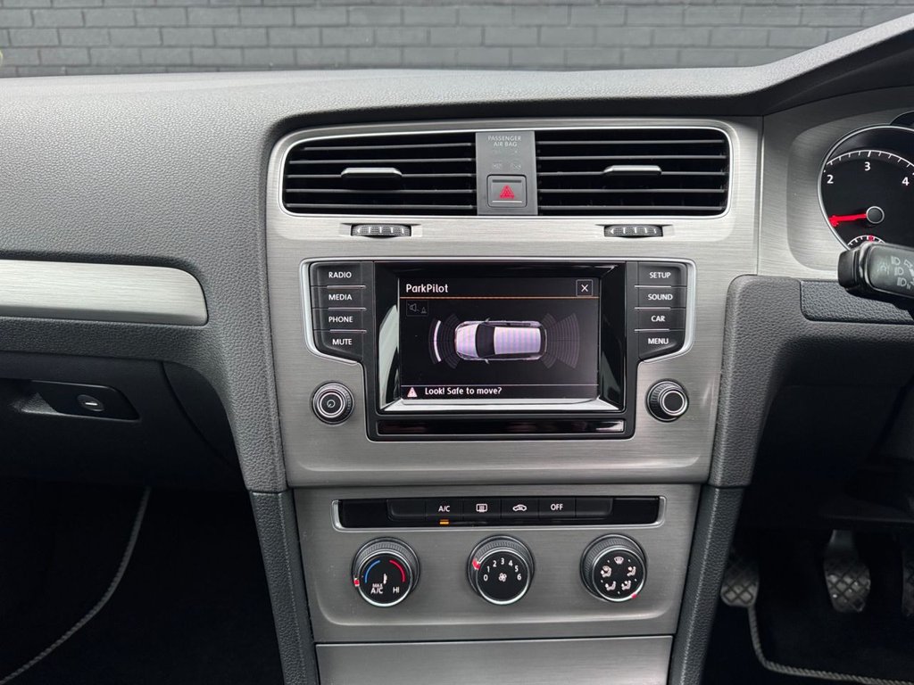 Used Volkswagen Golf 2014 for sale - 76552065: Photo 22