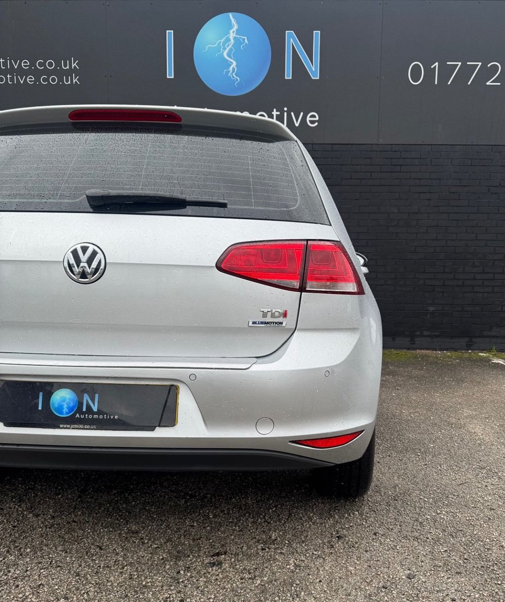 Used Volkswagen Golf 2014 for sale - 76552065: Photo 5
