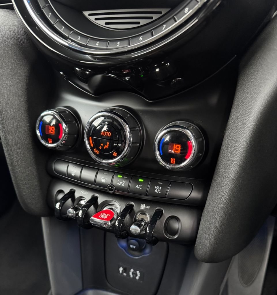 Used MINI Hatch 2014 for sale - 76923853: Photo 21