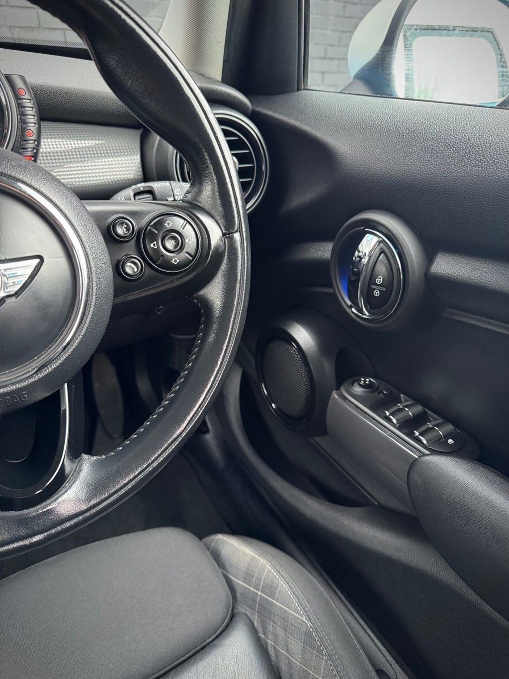 Used MINI Hatch 2014 for sale - 76923853: Photo 25