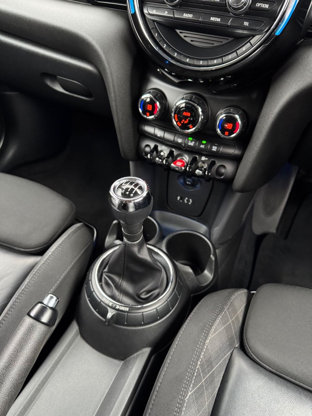 Used MINI Hatch 2014 for sale - 76923853: Photo 27