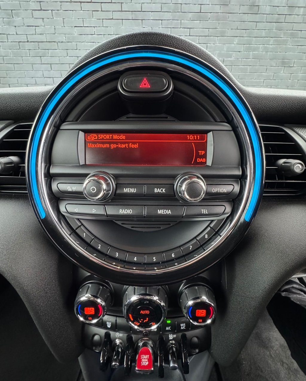 Used MINI Hatch 2014 for sale - 76923853: Photo 28