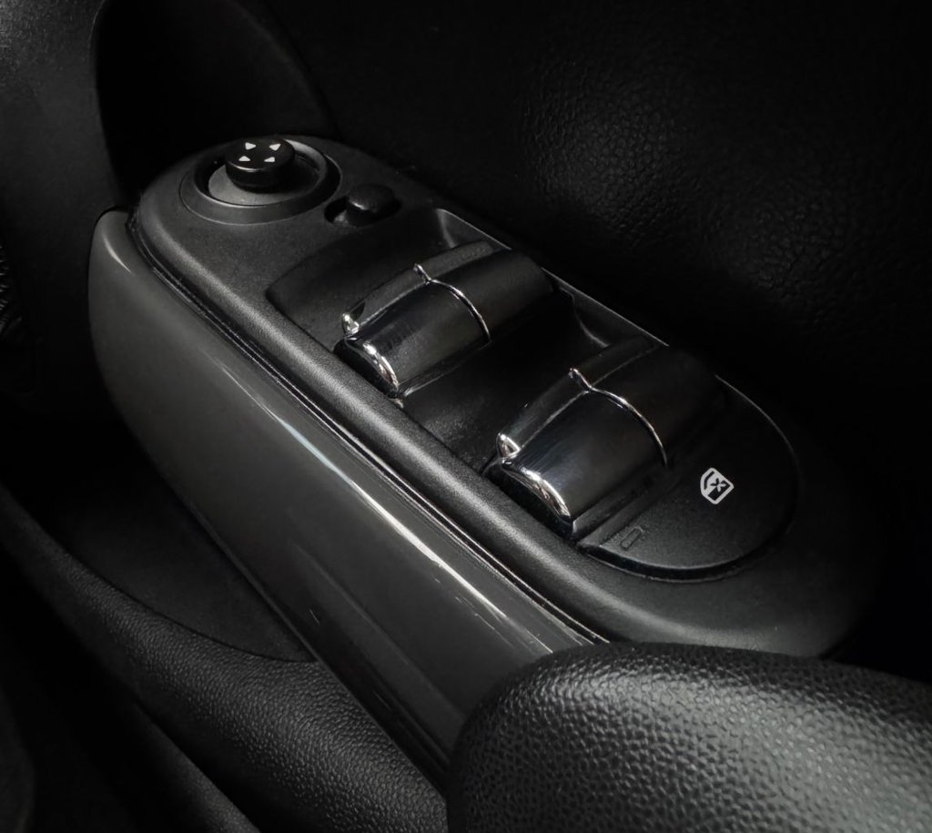 Used MINI Hatch 2014 for sale - 76923853: Photo 32