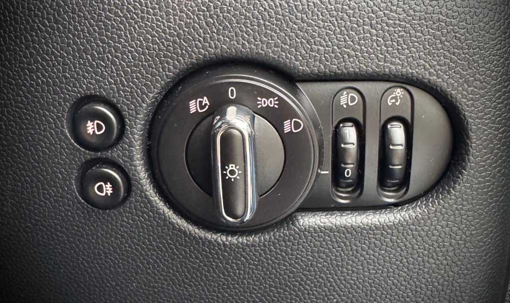 Used MINI Hatch 2014 for sale - 76923853: Photo 33