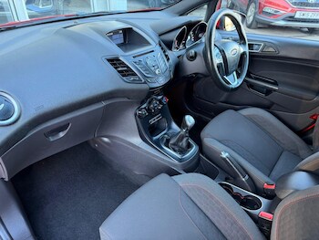 Used Ford Fiesta 2016 for sale - 77723903: Photo