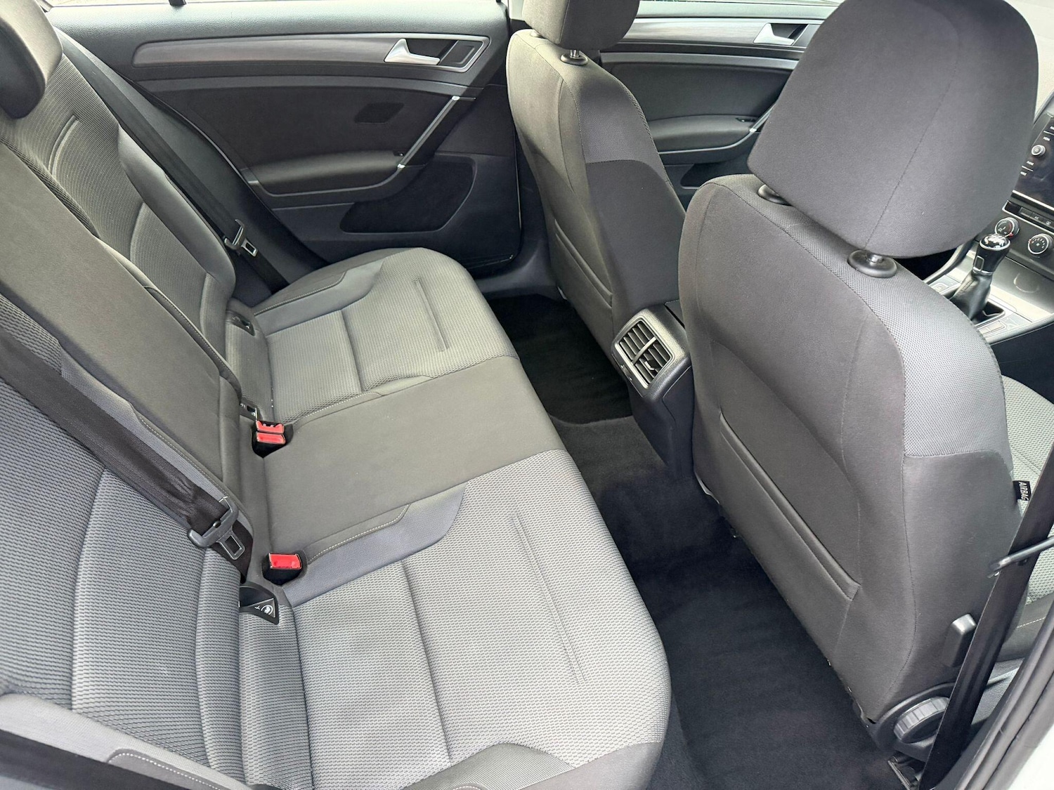 Used Volkswagen Golf 2017 for sale - 76975772: Photo 10