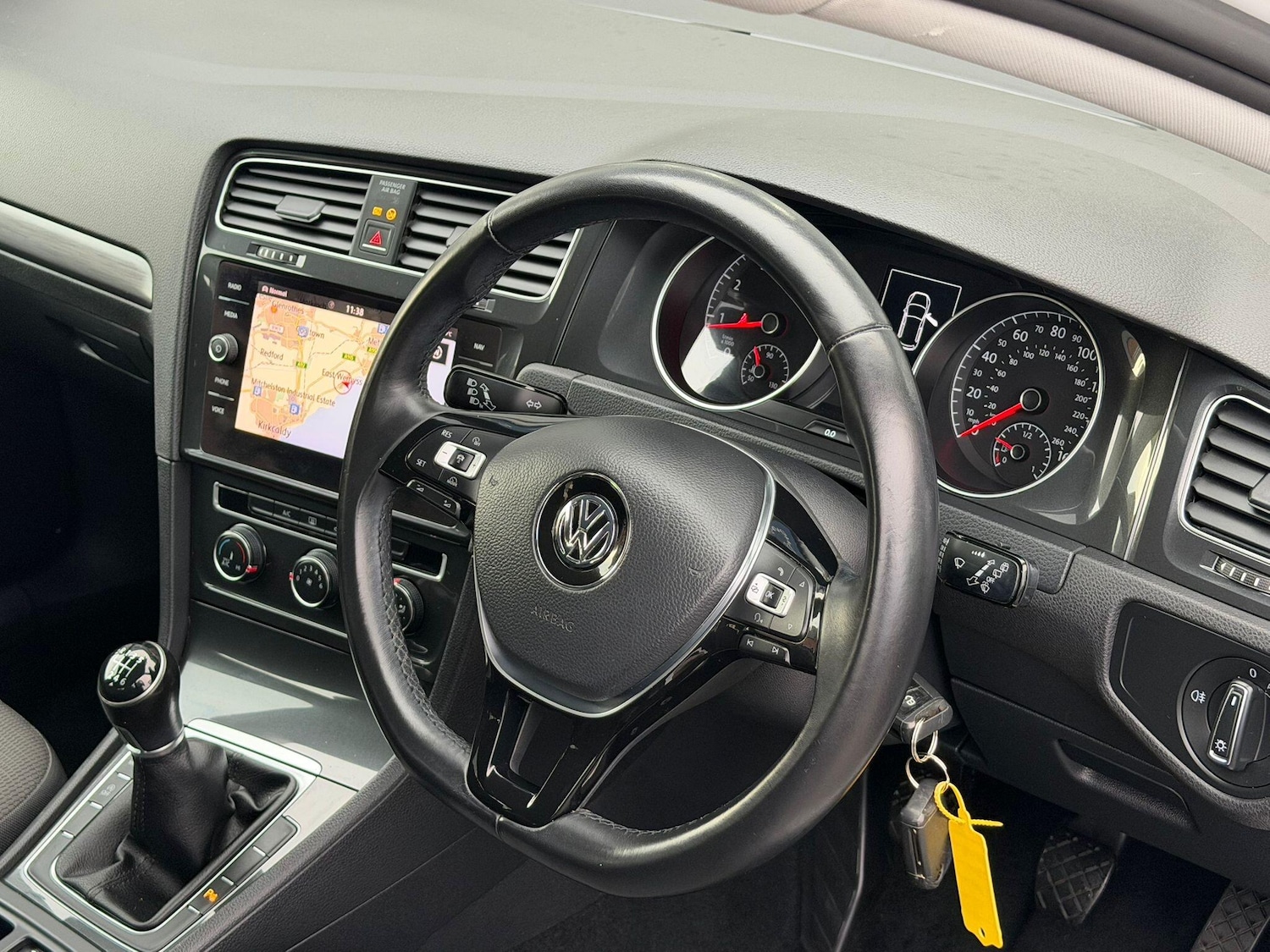 Used Volkswagen Golf 2017 for sale - 76975772: Photo 28