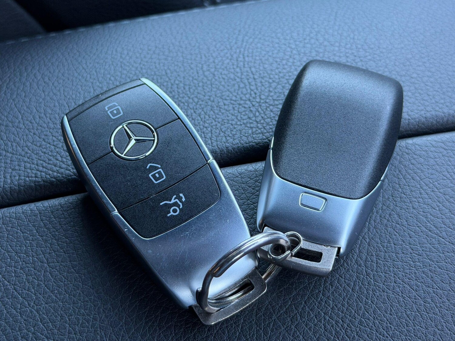 Used Mercedes-Benz GLC 2022 for sale - 76667126: Photo 13