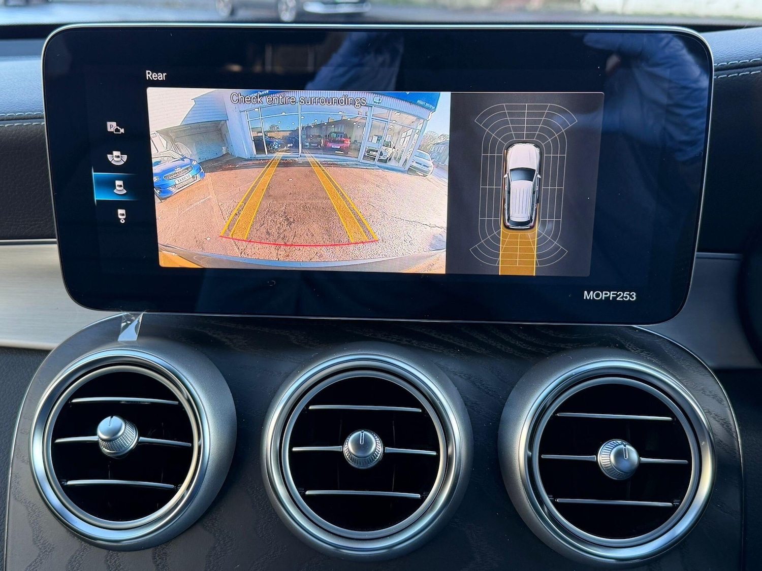 Used Mercedes-Benz GLC 2022 for sale - 76667126: Photo 23