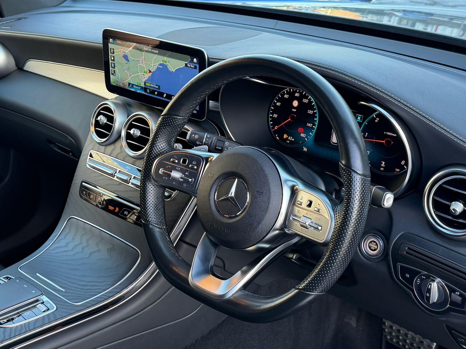 Used Mercedes-Benz GLC 2022 for sale - 76667126: Photo 26