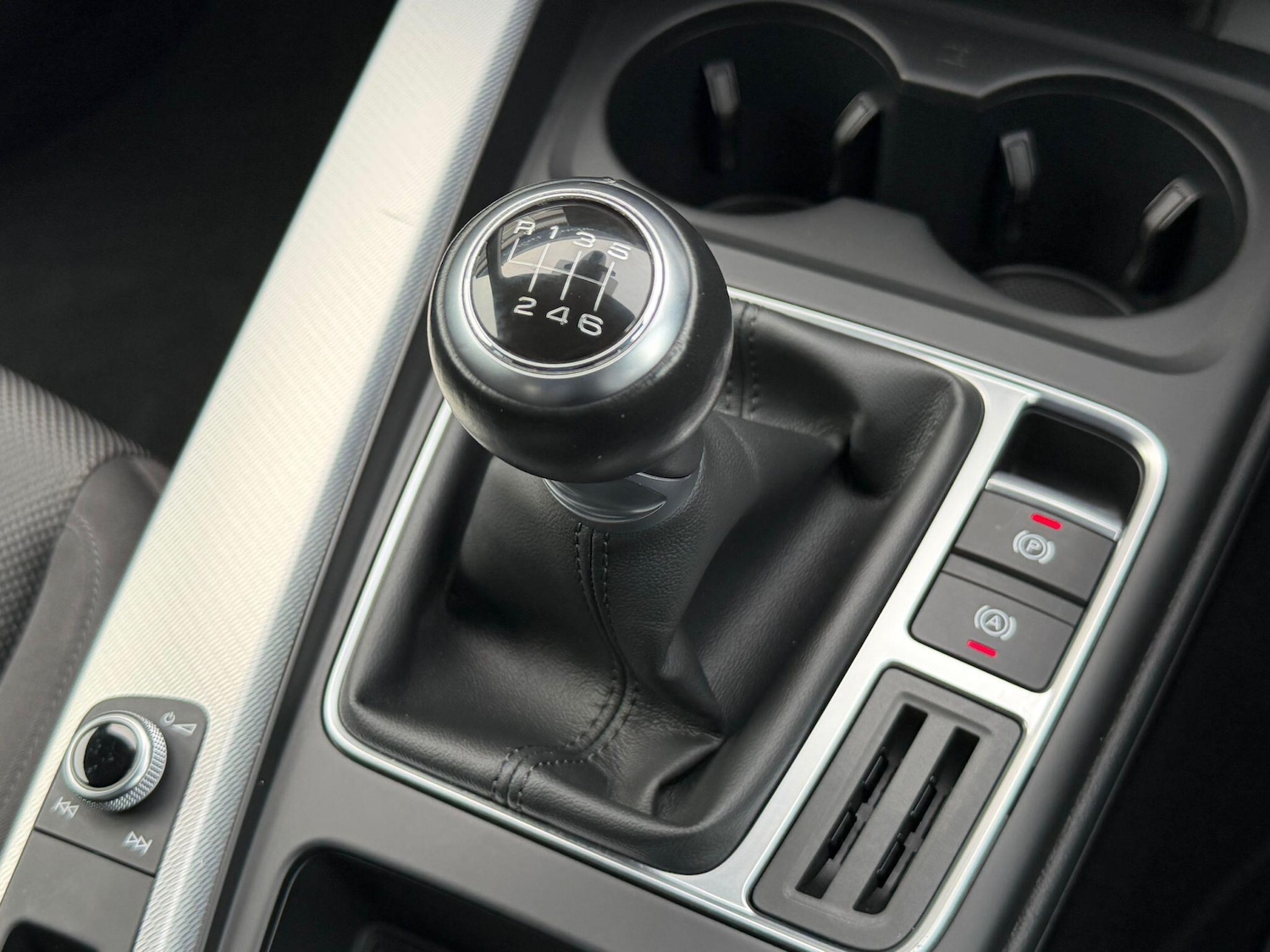 Used Audi A4 2022 for sale - 76647561: Photo 5