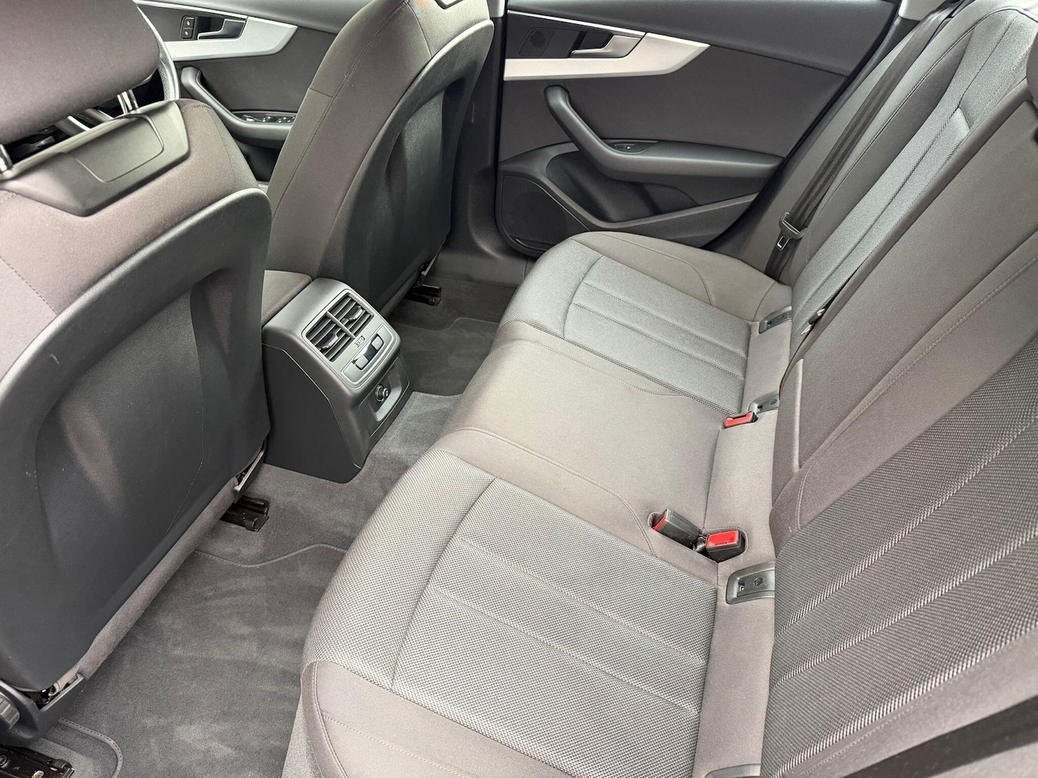 Used Audi A4 2022 for sale - 76647561: Photo 9