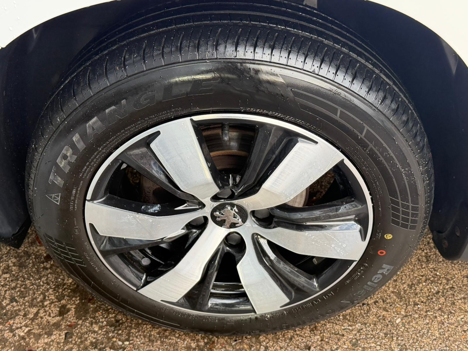 Used Peugeot 2008 for sale - 77190442: Photo 17