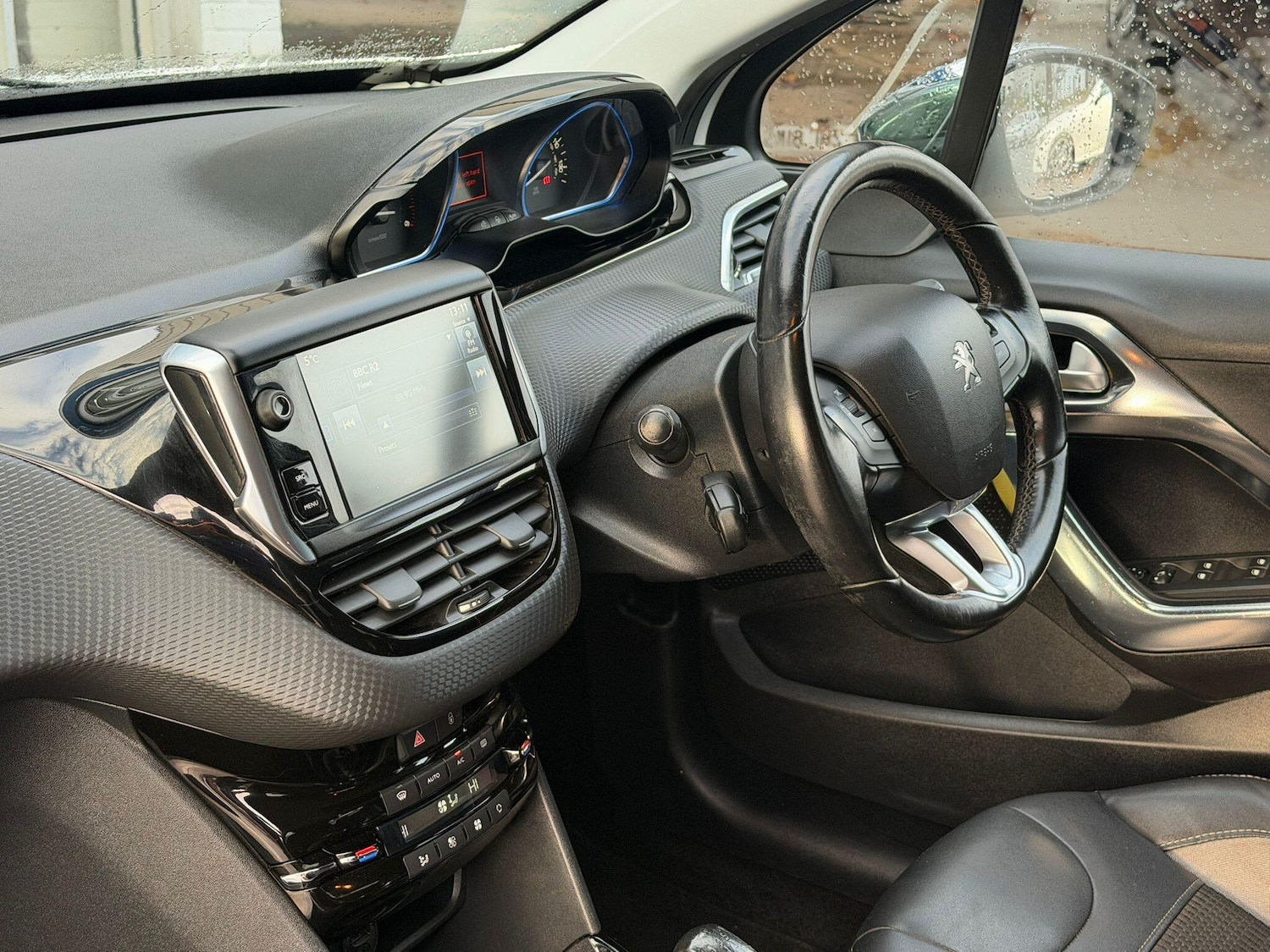 Used Peugeot 2008 for sale - 77190442: Photo 6