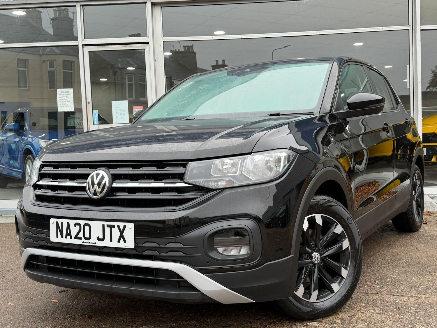 Used Volkswagen T-Cross 2020 for sale - 76647508: Photo 1