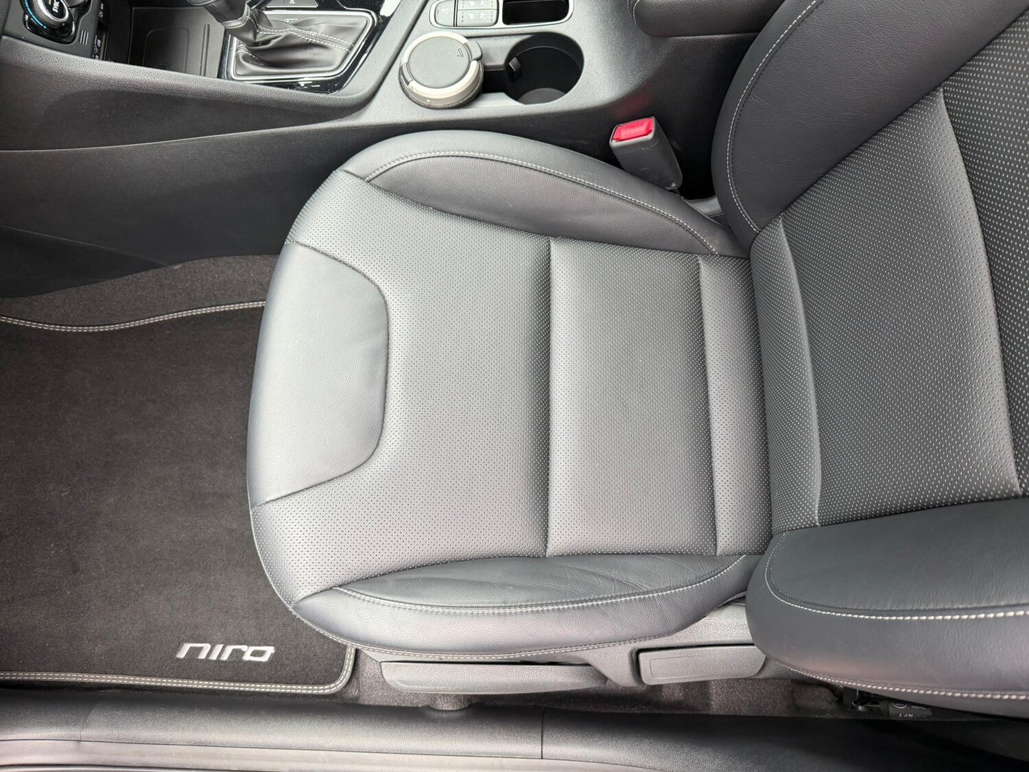 Used Kia Niro 2018 for sale - 76647557: Photo 30