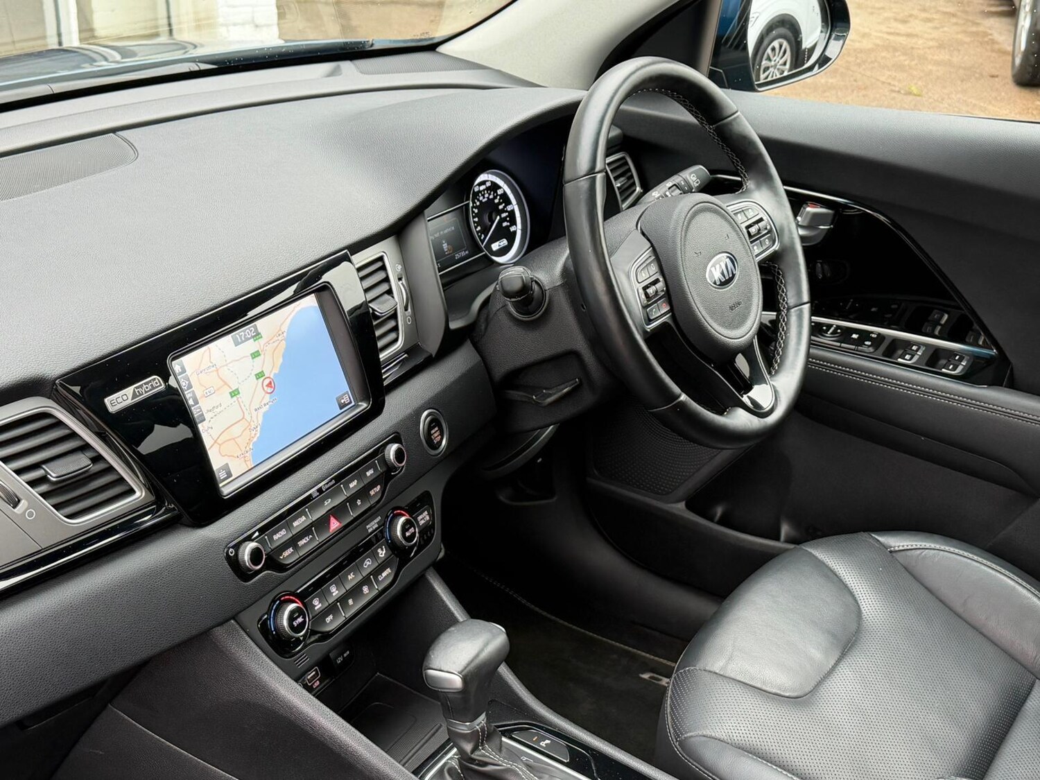 Used Kia Niro 2018 for sale - 76647557: Photo 7