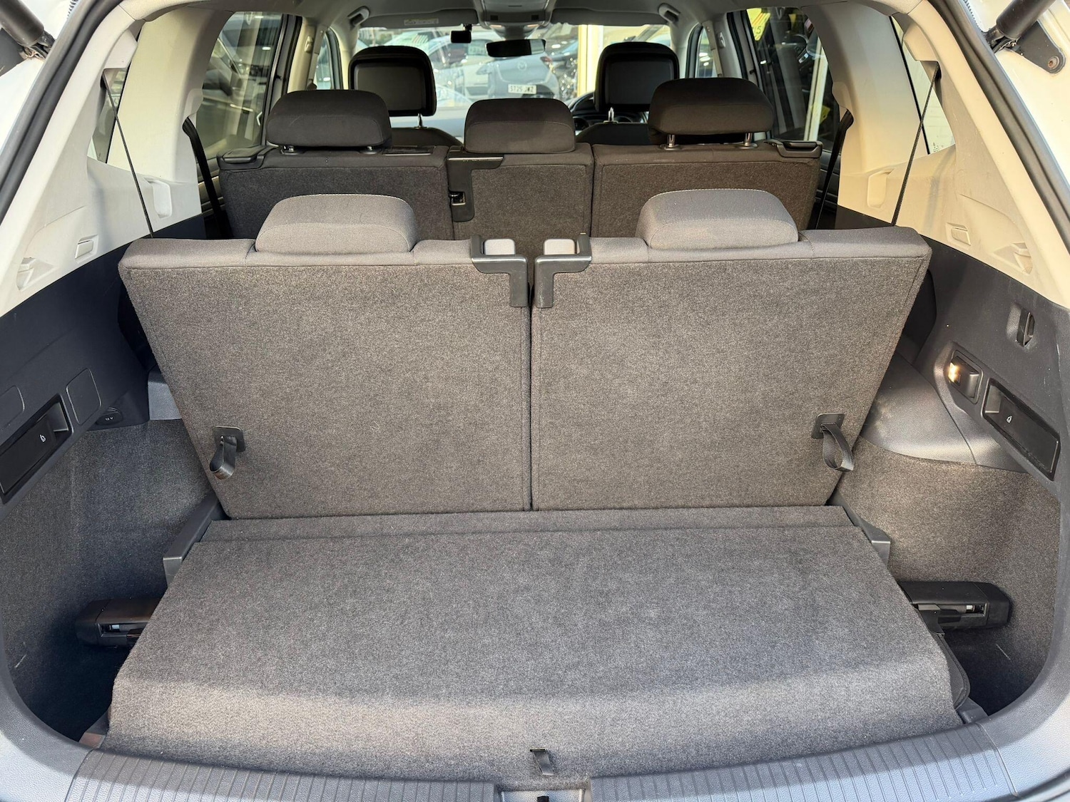 Used Volkswagen Tiguan Allspace 2018 for sale - 76714439: Photo 24