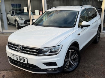Used Volkswagen Tiguan Allspace 2018 for sale - 76714439: Photo