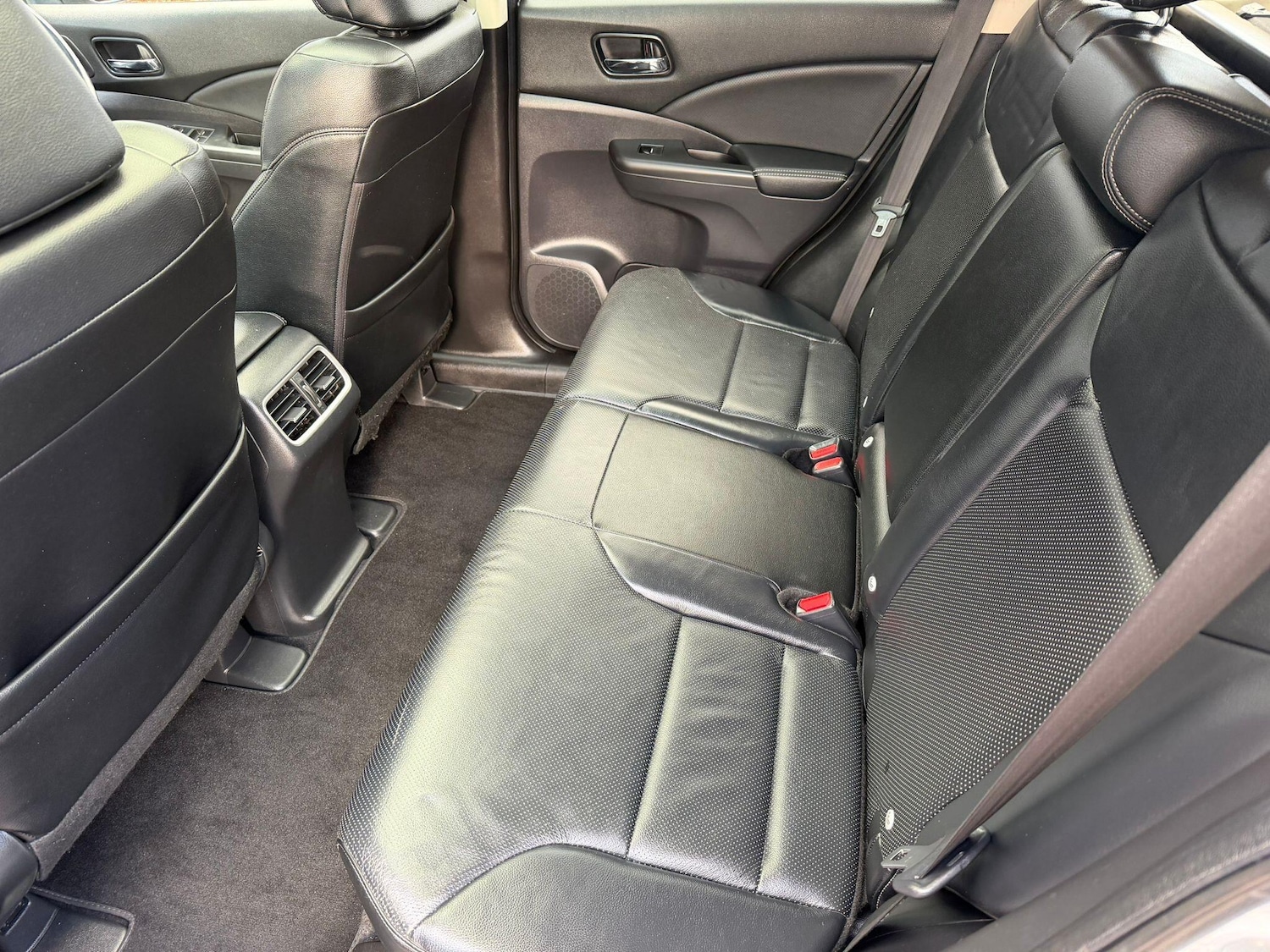 Used Honda CR-V 2017 for sale - 76647608: Photo 10