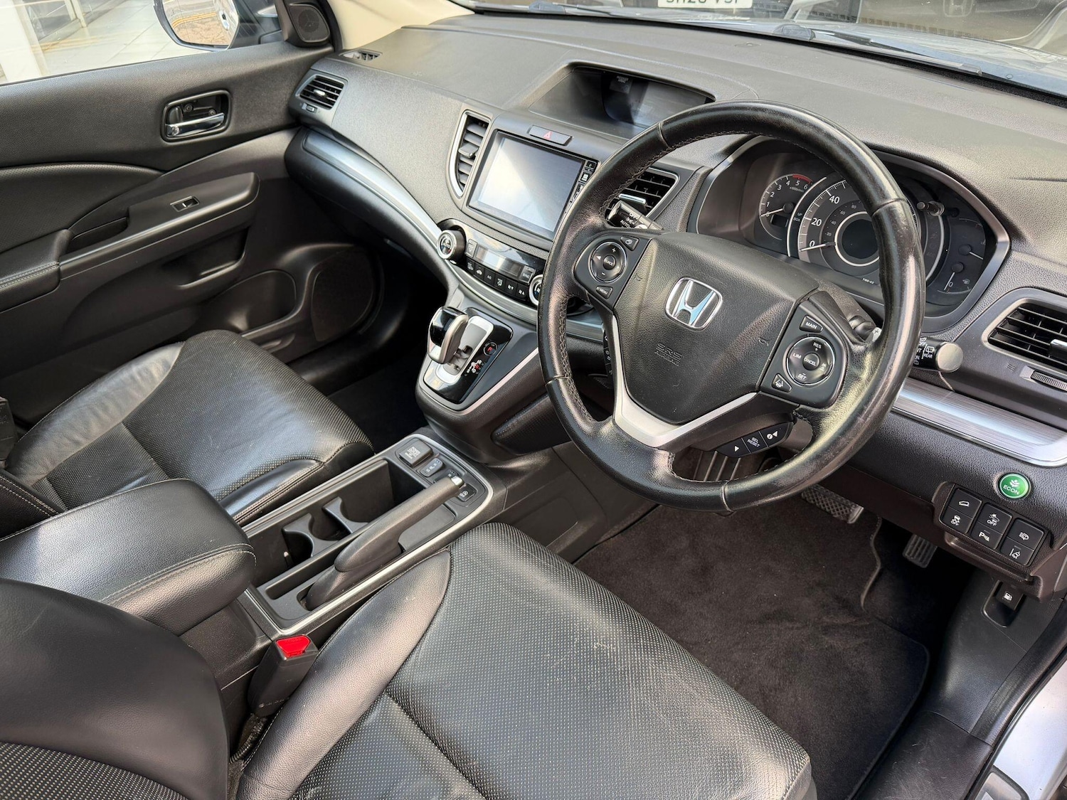 Used Honda CR-V 2017 for sale - 76647608: Photo 6