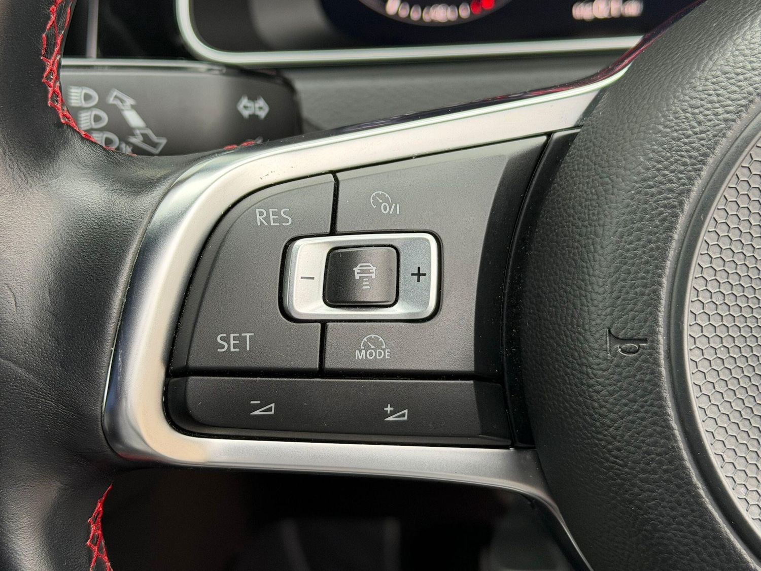 Used Volkswagen Golf 2018 for sale - 76647528: Photo 11