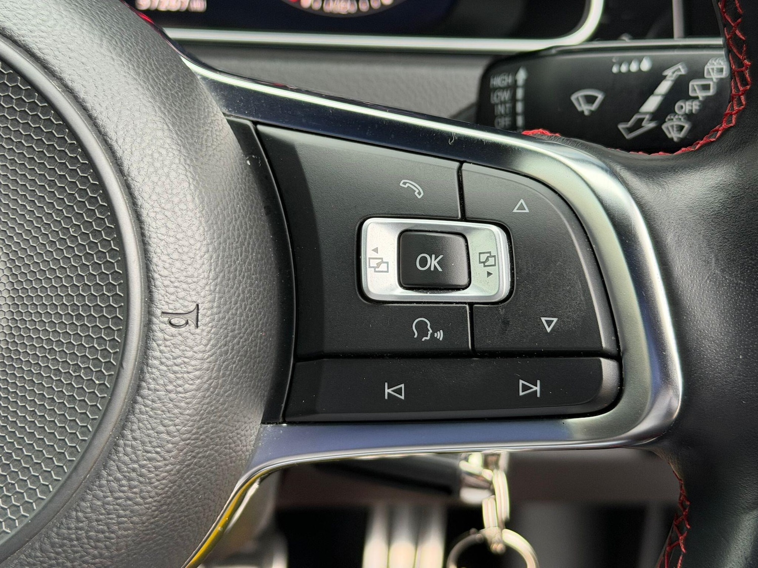 Used Volkswagen Golf 2018 for sale - 76647528: Photo 12