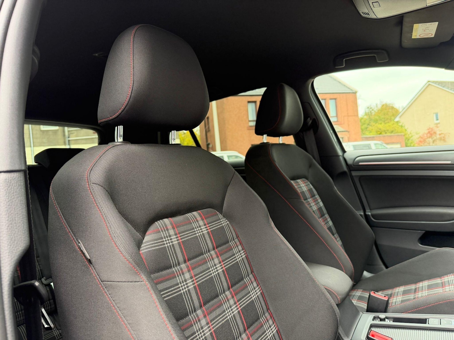 Used Volkswagen Golf 2018 for sale - 76647528: Photo 4