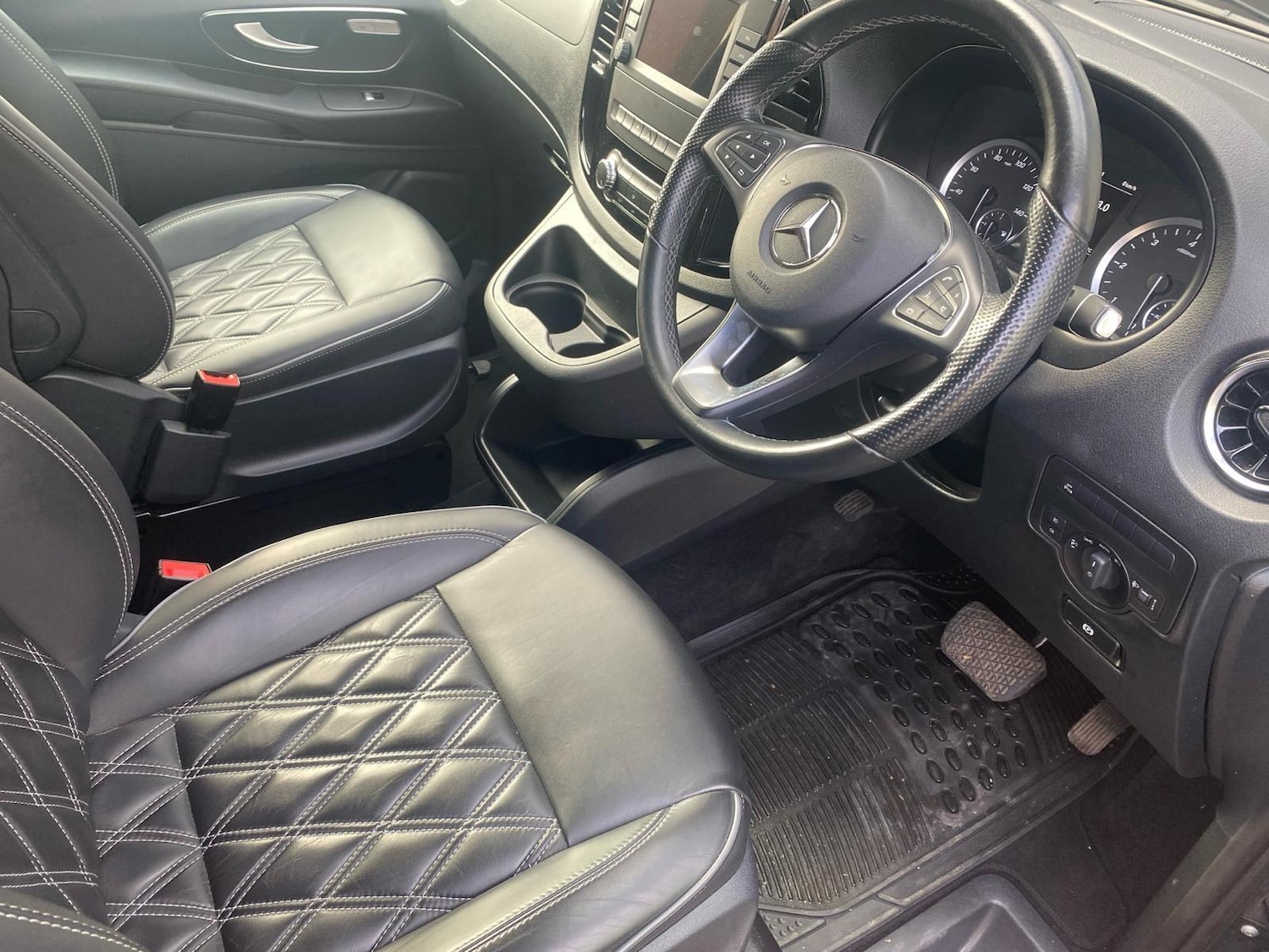 Used Mercedes-Benz Vito 2022 for sale - 76647625: Photo 4