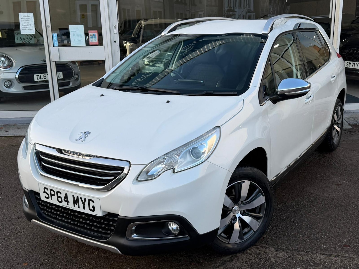 Used Peugeot 2008 2014 for sale - 76780637: Photo 4