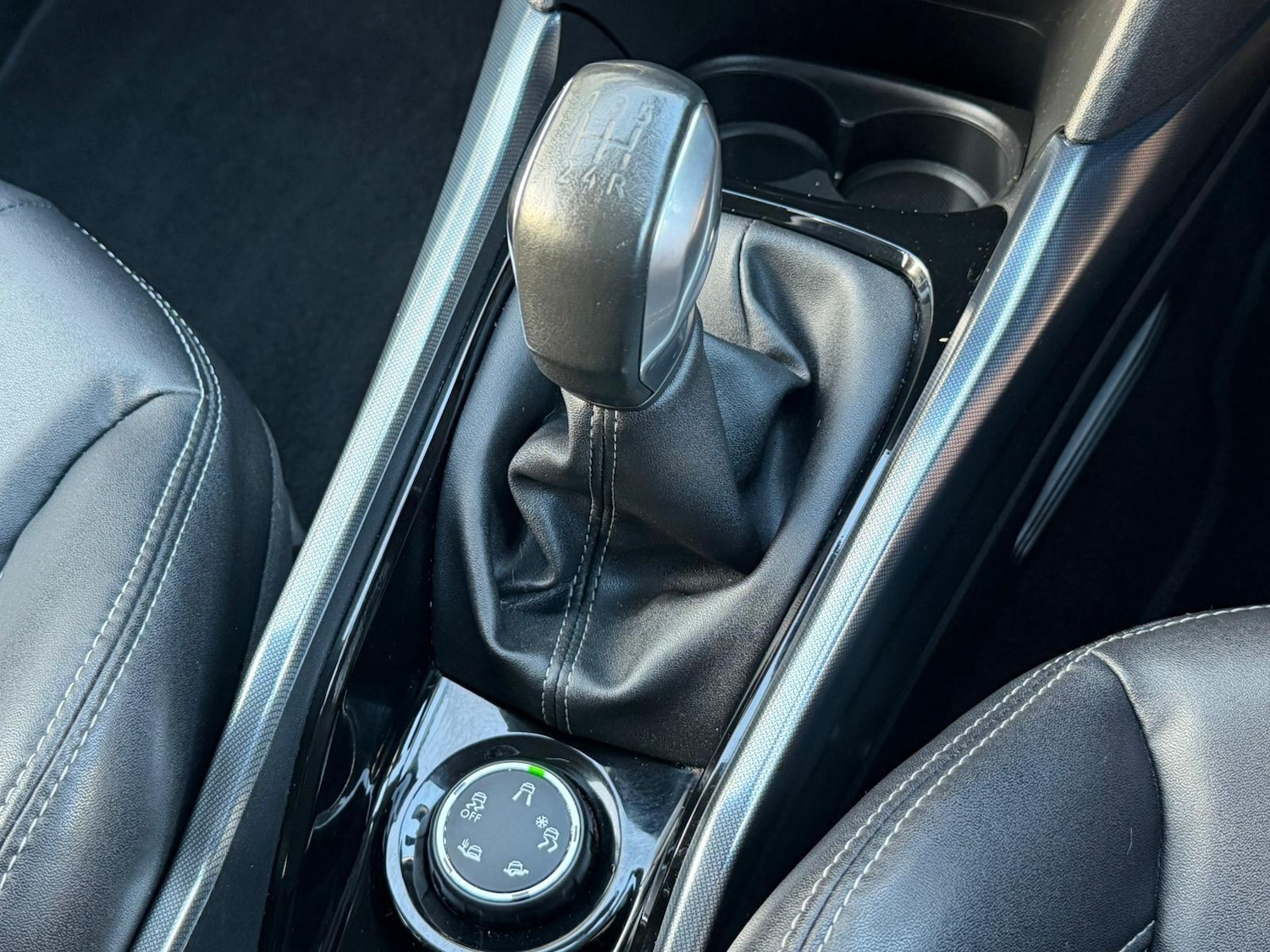 Used Peugeot 2008 2014 for sale - 76780637: Photo 6