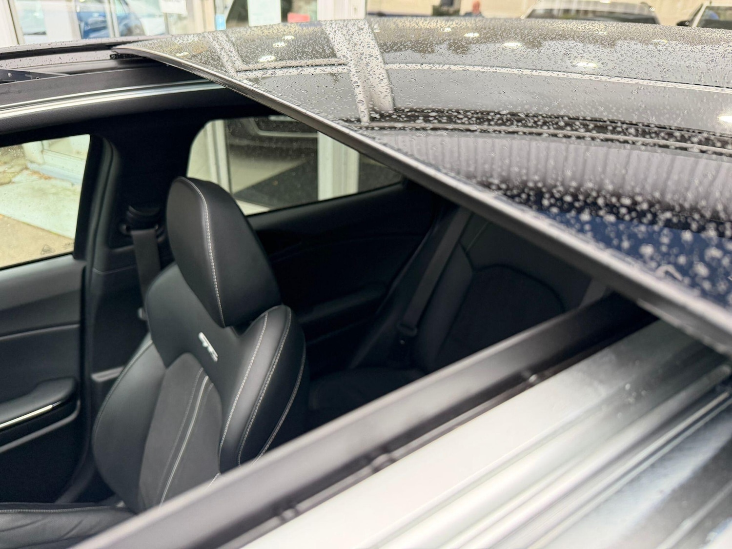 Used Kia XCeed 2023 for sale - 76647473: Photo 11