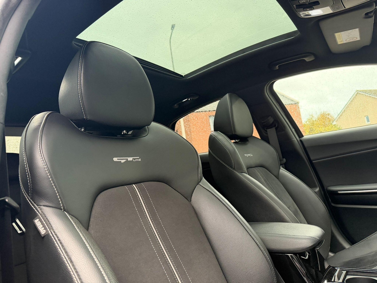 Used Kia XCeed 2023 for sale - 76647473: Photo 8