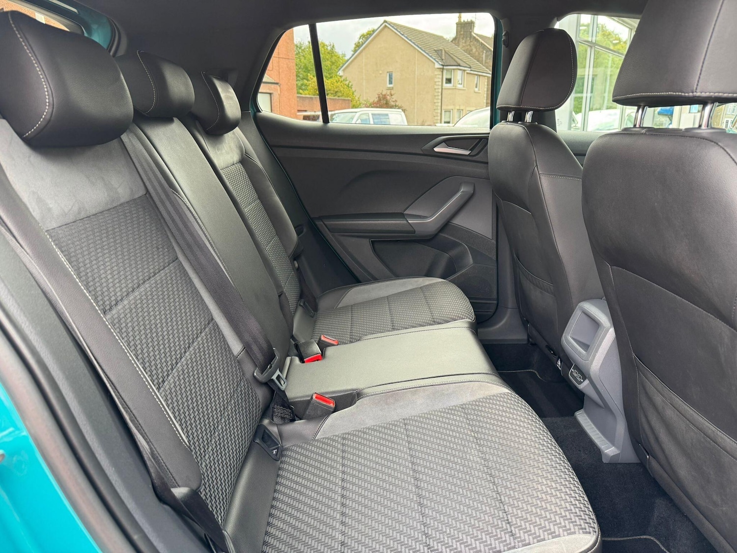 Used Volkswagen T-Cross 2020 for sale - 76647601: Photo 10