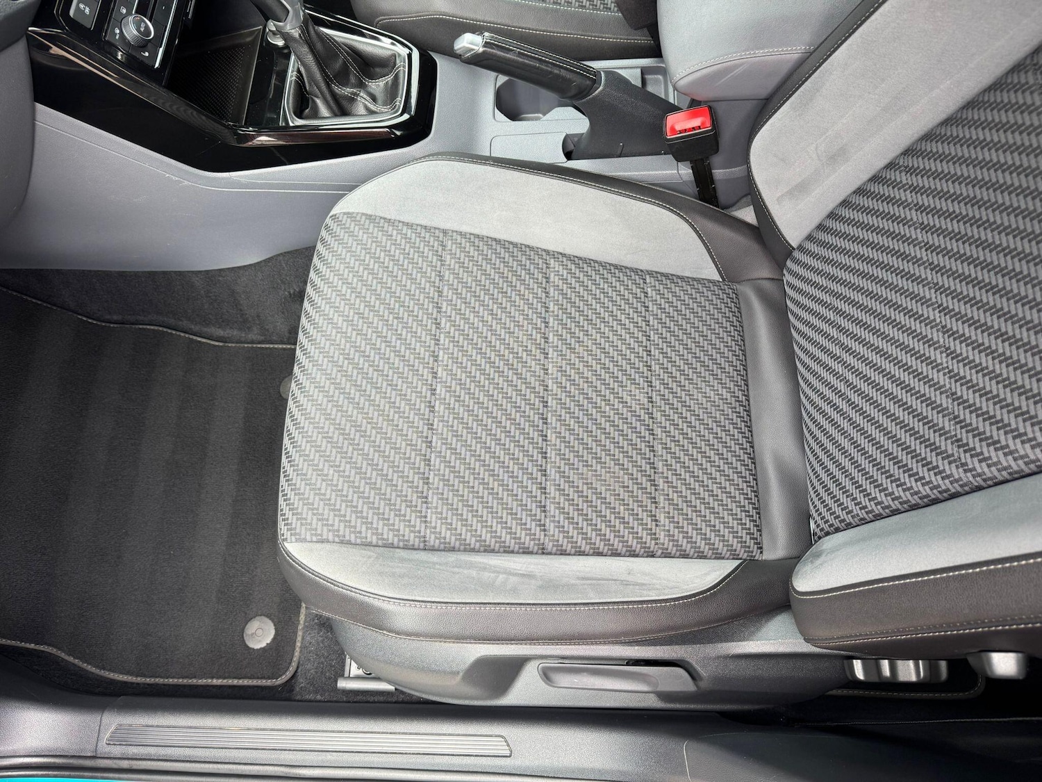 Used Volkswagen T-Cross 2020 for sale - 76647601: Photo 26