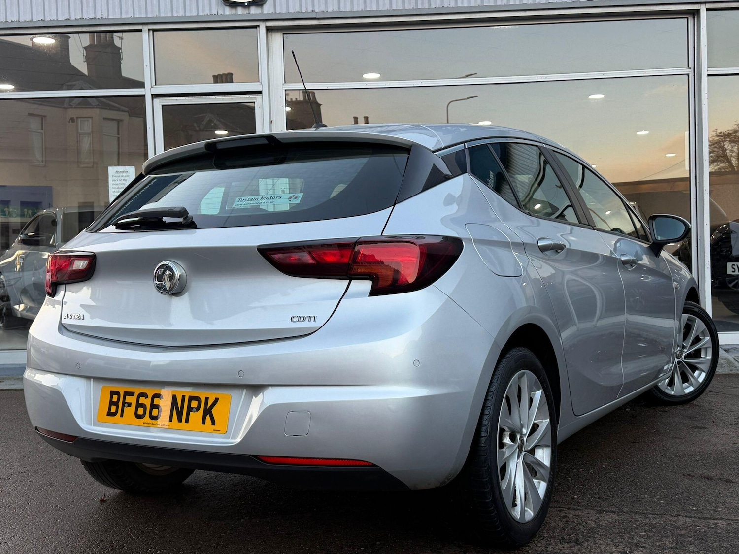 Used Vauxhall Astra 2016 for sale - 77074589: Photo 3