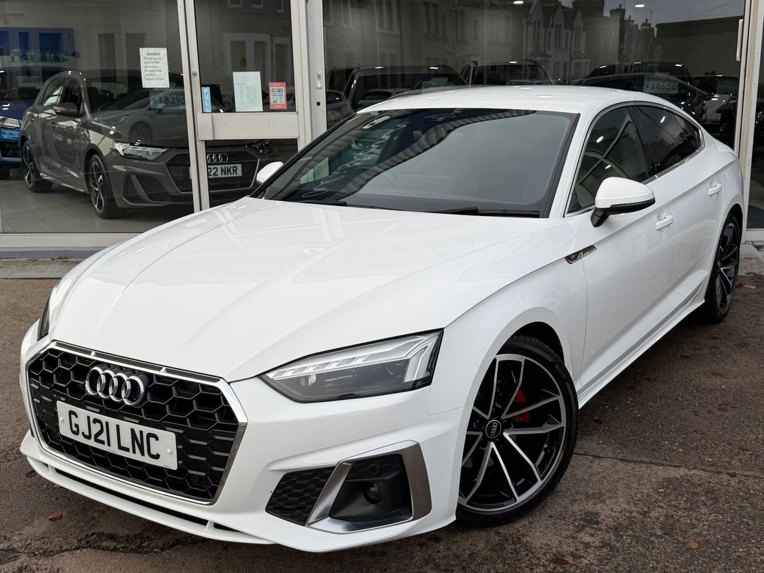 Used Audi A5 2021 for sale - 76647579: Photo 4