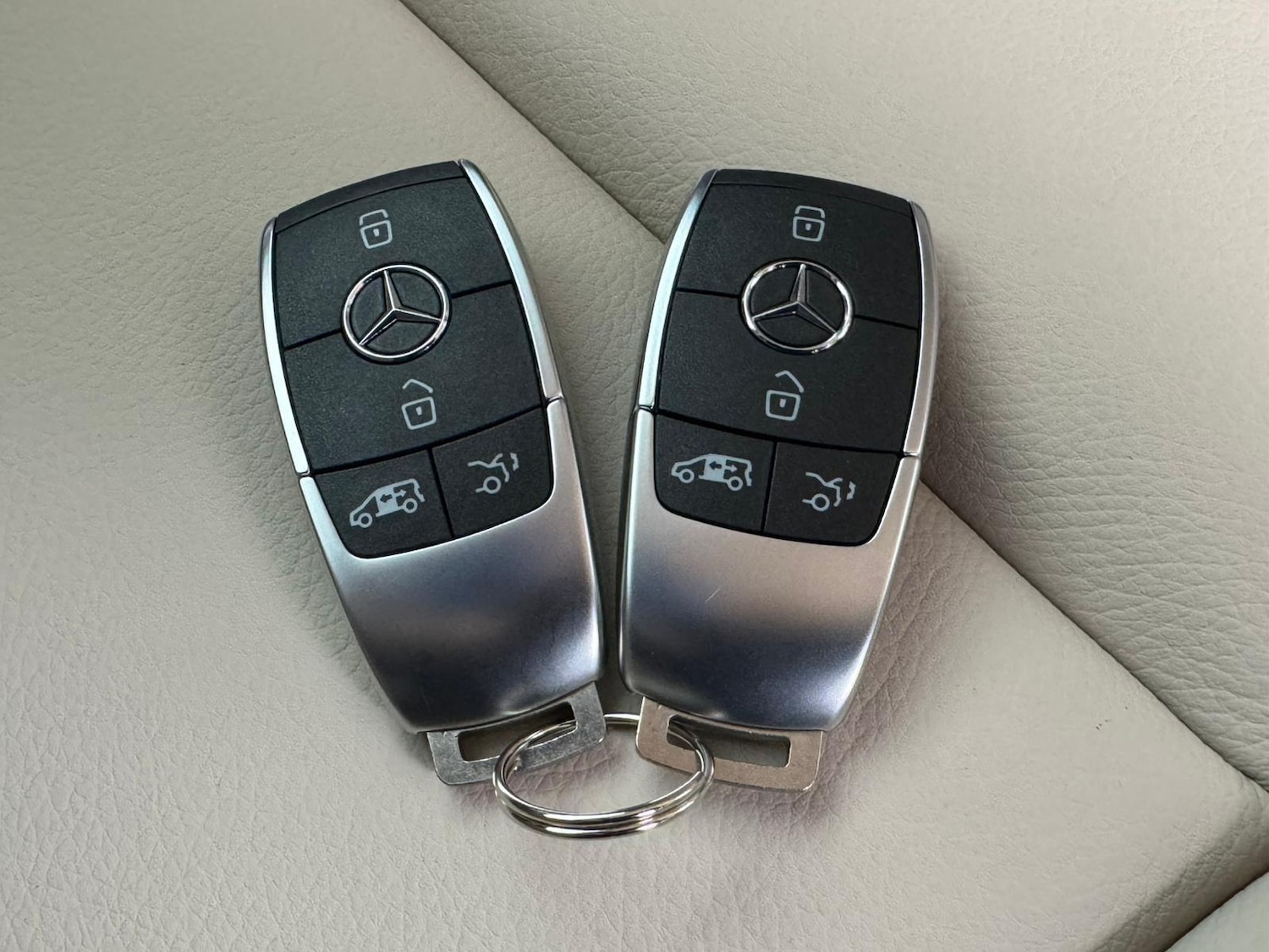 Used Mercedes-Benz V-Class for sale - 76743182: Photo 16