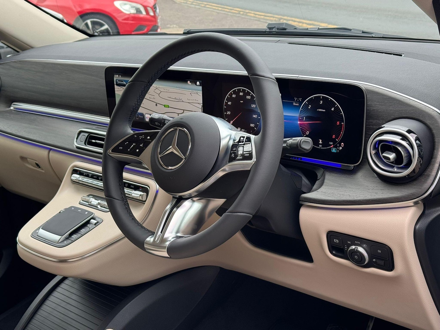 Used Mercedes-Benz V-Class for sale - 76743182: Photo 28