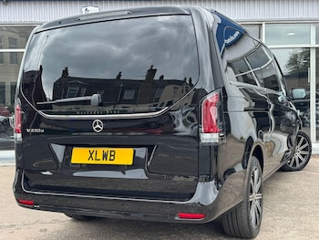 Used Mercedes-Benz V-Class 2025 for sale - 76743182: Photo